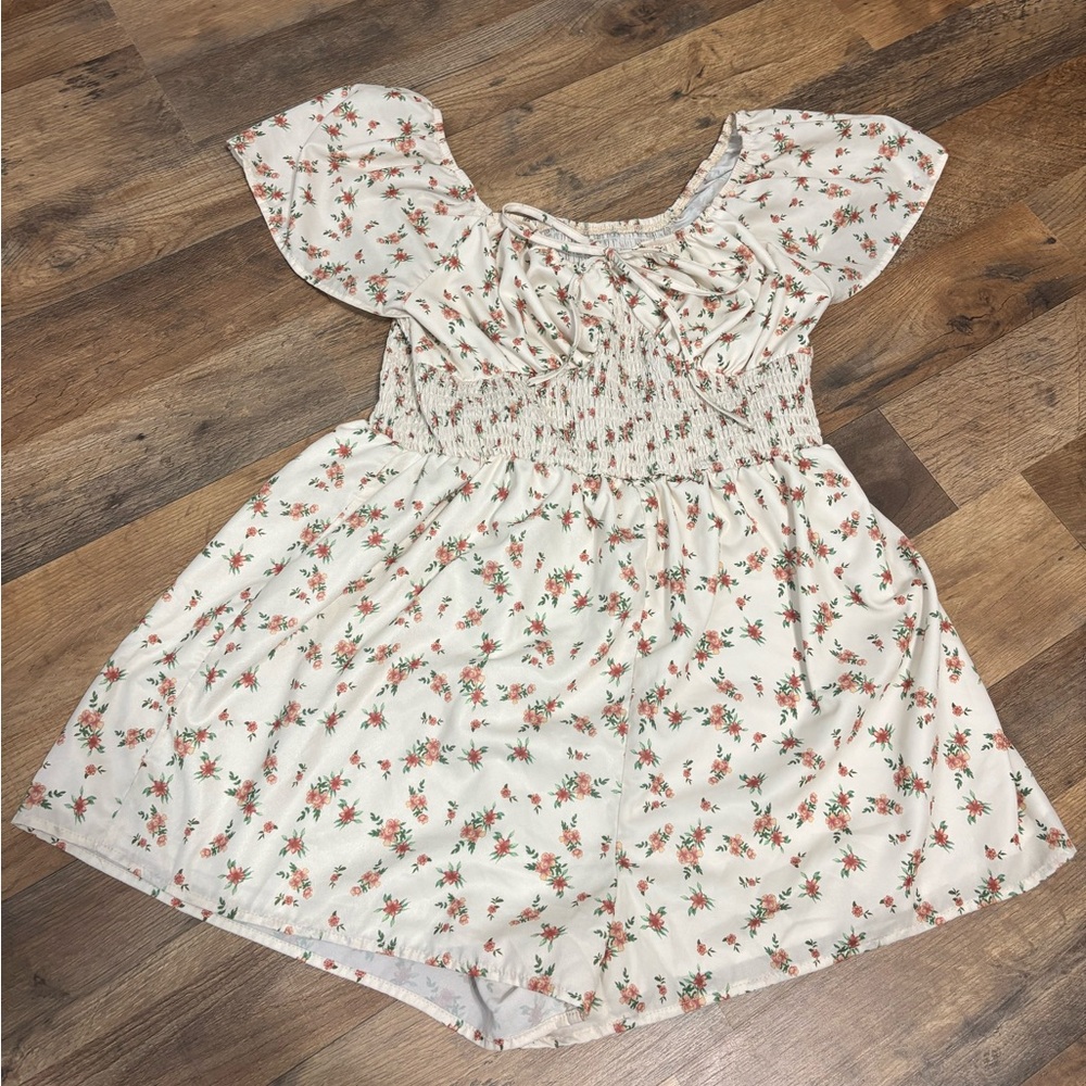 SHEIN Curve 0XL Floral Smocked Romper Puff Sleeve Cottagecore Cream Pink - Picture 1 of 4